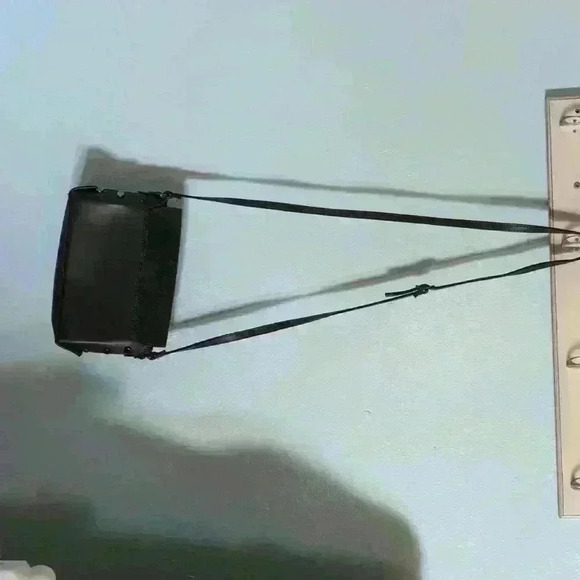 Beautiful forest green leather vera pelle purse - Picture 2 of 2